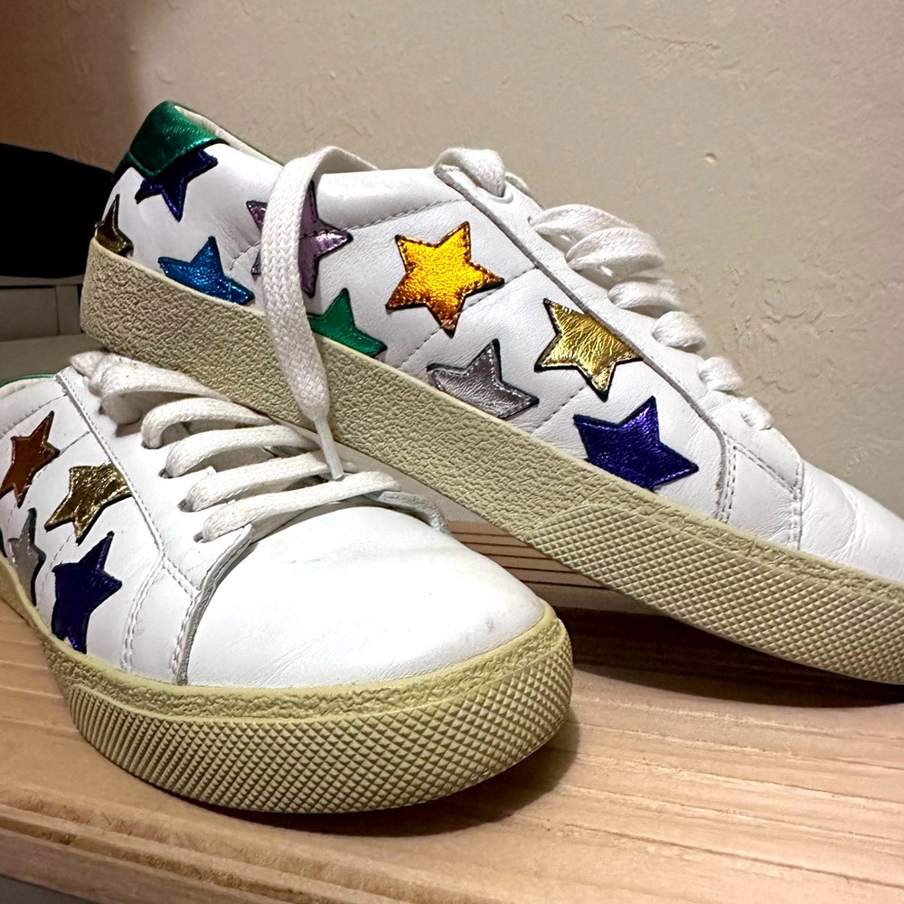 Saint Laurent sneakers!